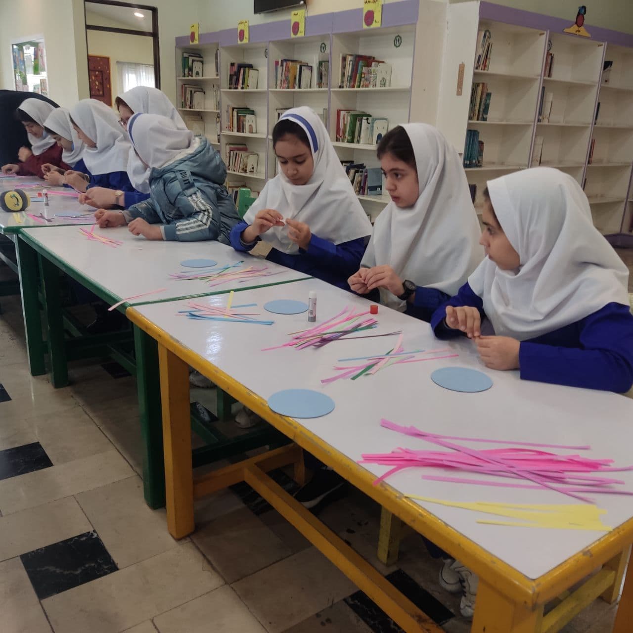 دبستان غیر دولتی ماندگار